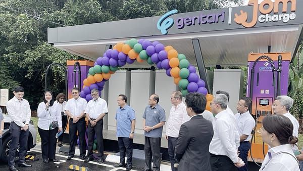 The first station was inaugurated by Malaysia’s minister of works, Dato’ Sri Alexander Nanta Linggi, as well as Norway’s ambassador to Malaysia, Morten Paulsen and other dignitaries.